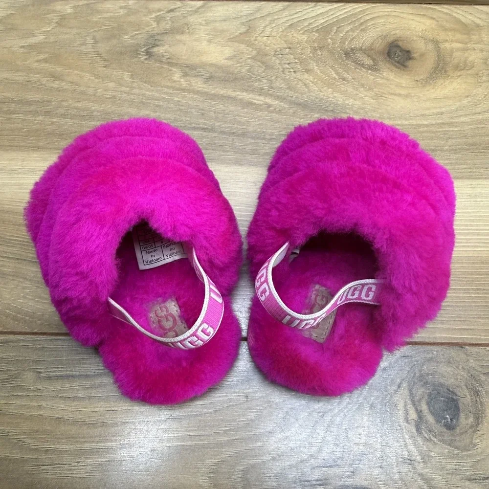 UGG Fluff Yeah Toddler Girls 4/5 Infant Toddler  Pink Slingback Fur Slippers